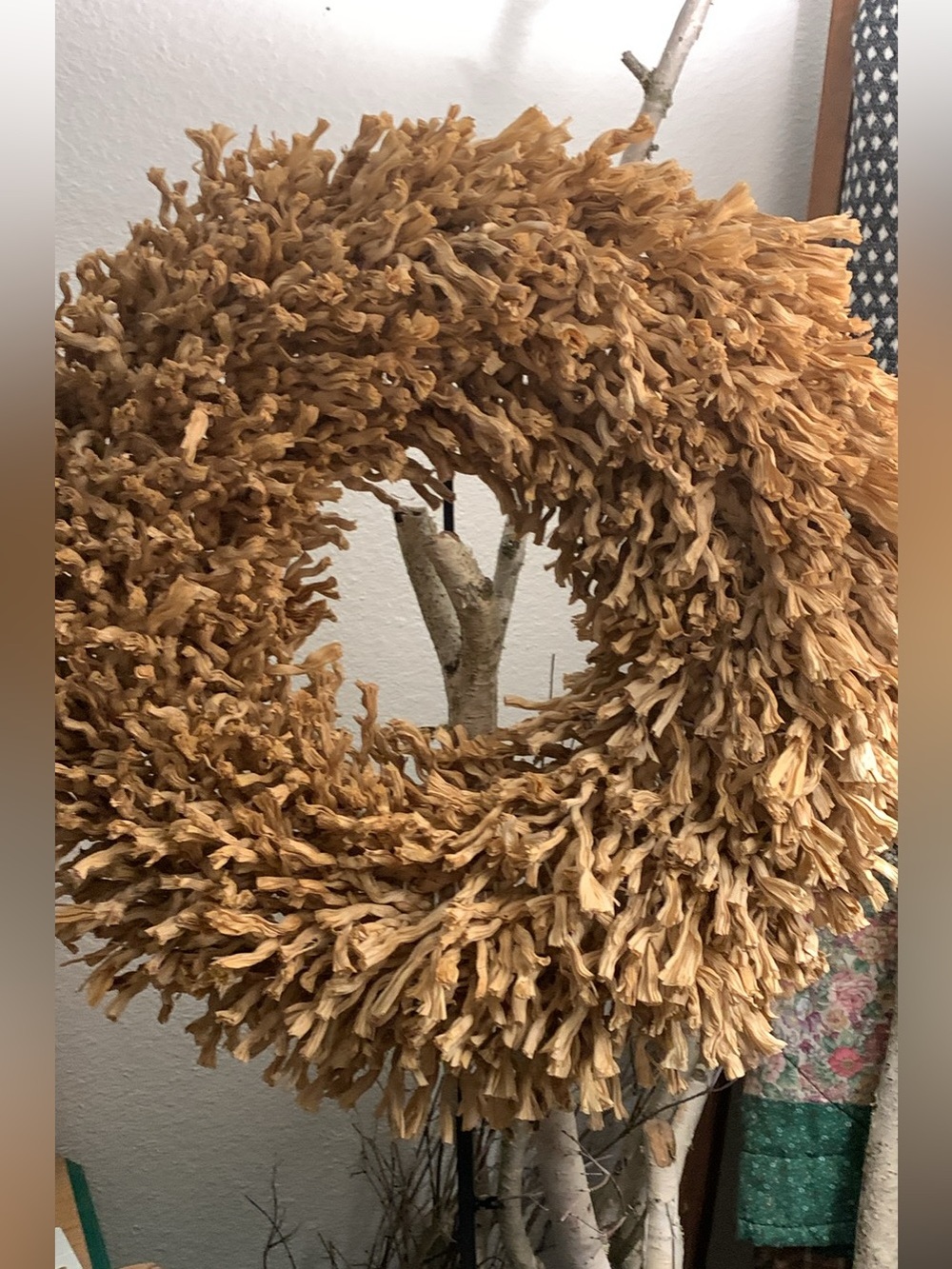 Natural basket weave shag Decorative Wreath - Rustic Home Art